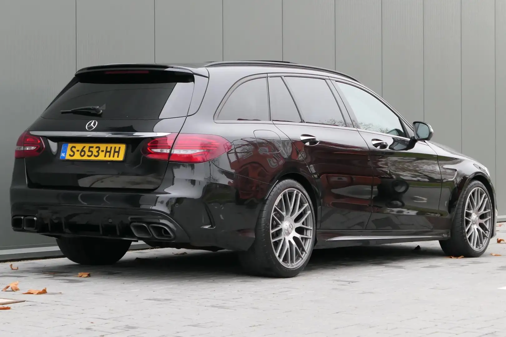 Mercedes-Benz C 63 AMG Estate S Premium Plus Pack BTW-auto Panorama Zwart - 2