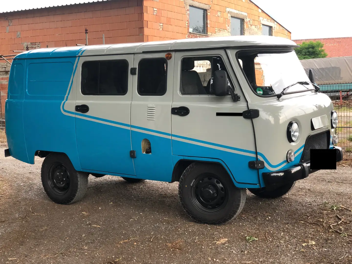UAZ Buchanka 3909 Blue - 2