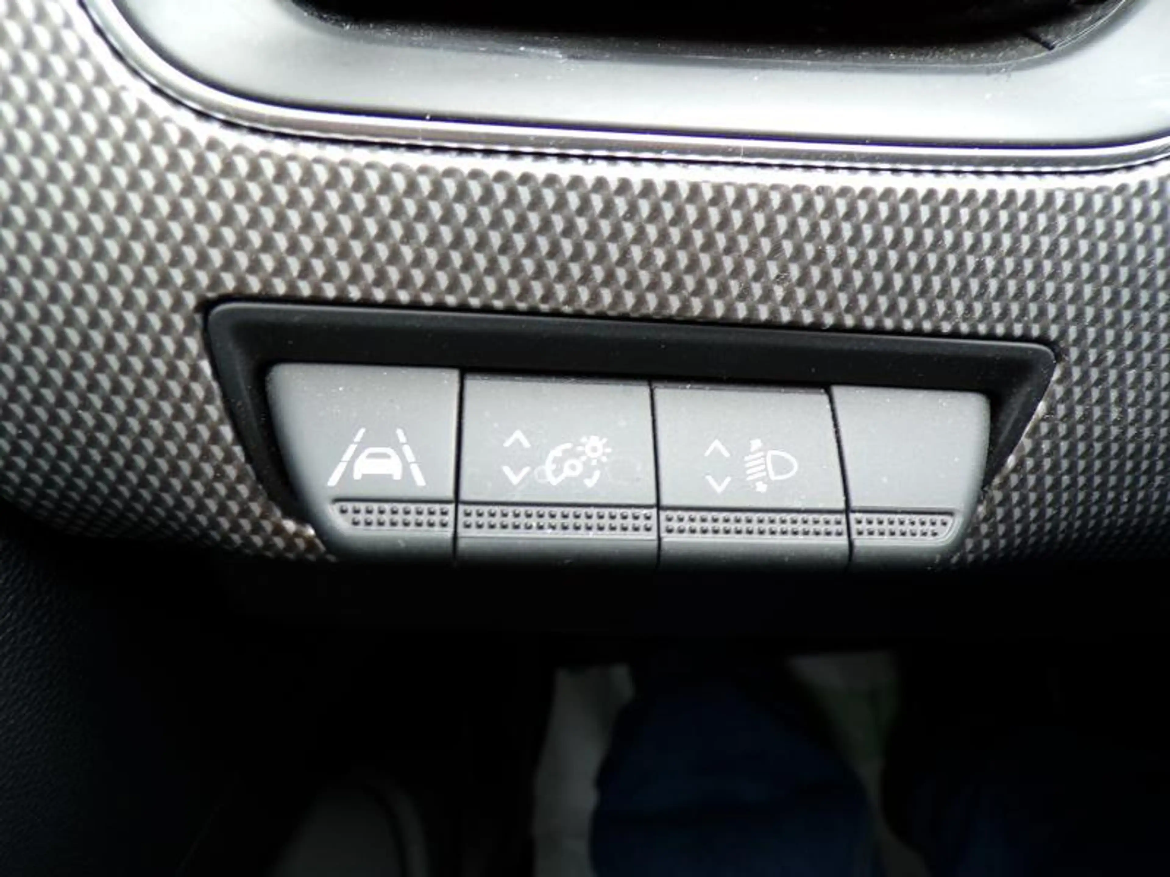 Renault Arkana 1.6 145cv Automatique Blanc  06/23 76.403km Airco — photo 15