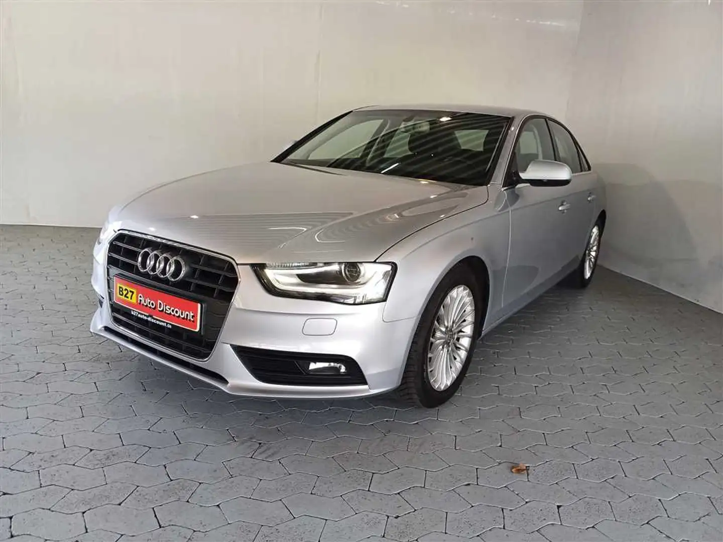 Audi A4 2.0 TDI Ambition NAVI+XENON+SHZ Argent - 1