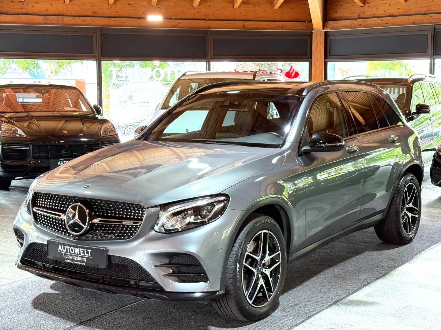 Mercedes-Benz GLC 43 AMG 4Matic Gri - 1