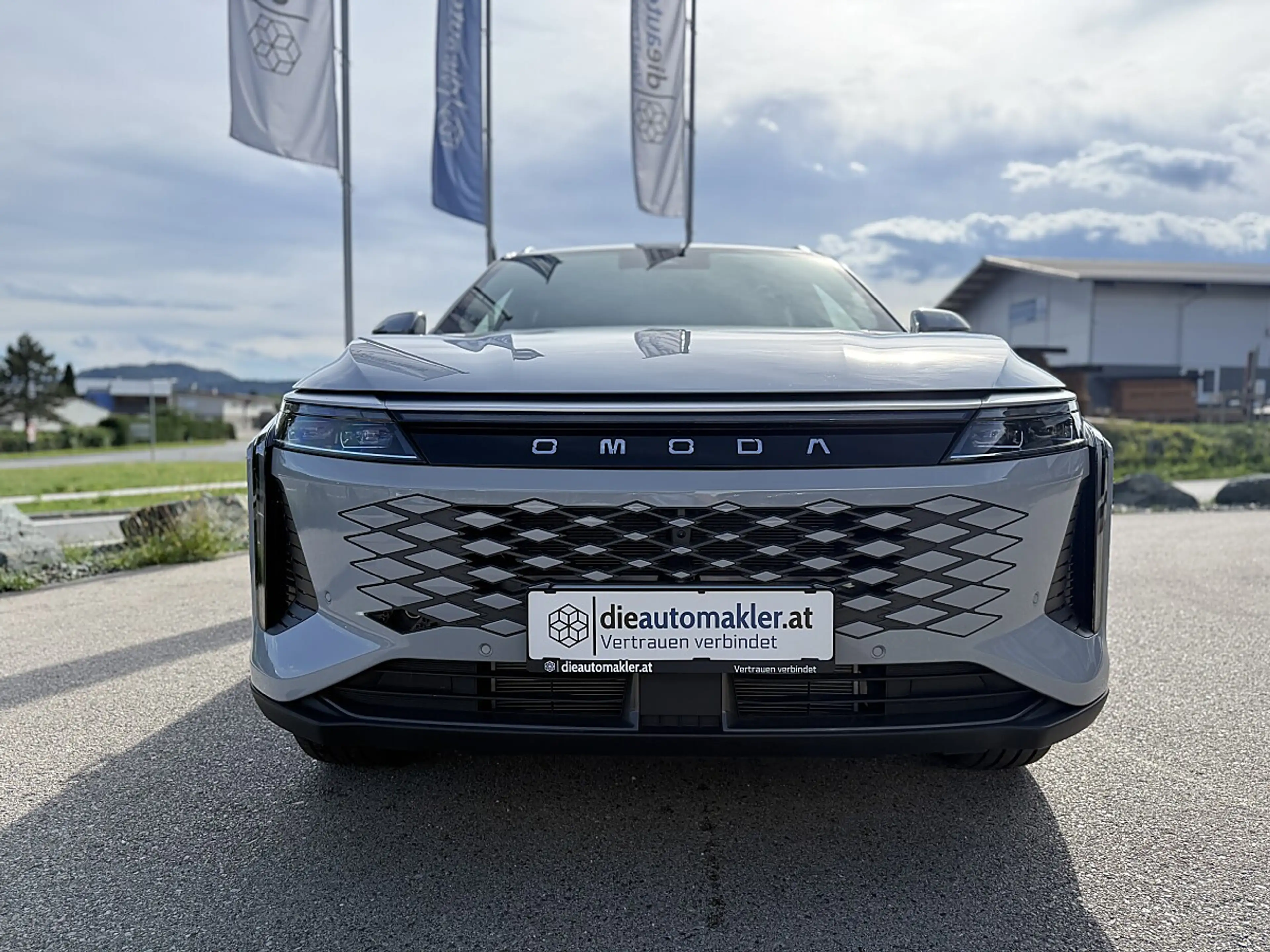 Omoda 9 PHEV 1.5TGDi Premium Line AWD |537 PS|7 JAHRE G... — photo 7