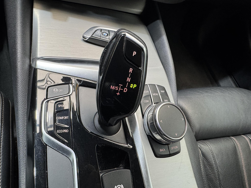BMW 520 5-serie 520i High Executive — photo 14