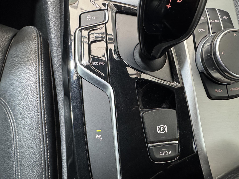 BMW 520 5-serie 520i High Executive — photo 15