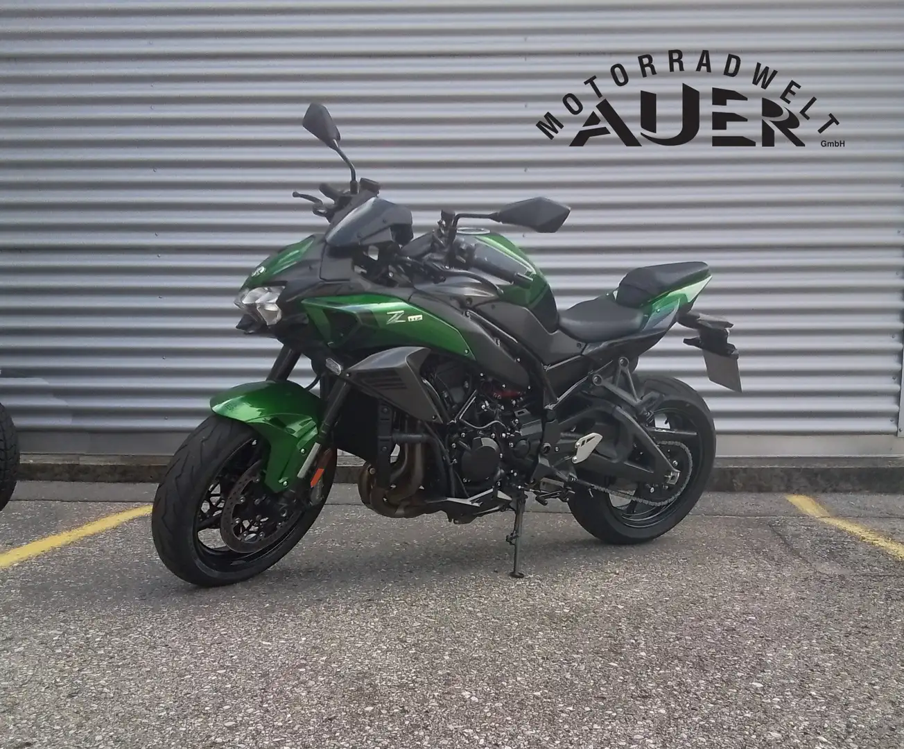 Kawasaki Z H2 -- junge Gebrauchte -- Grau - 1
