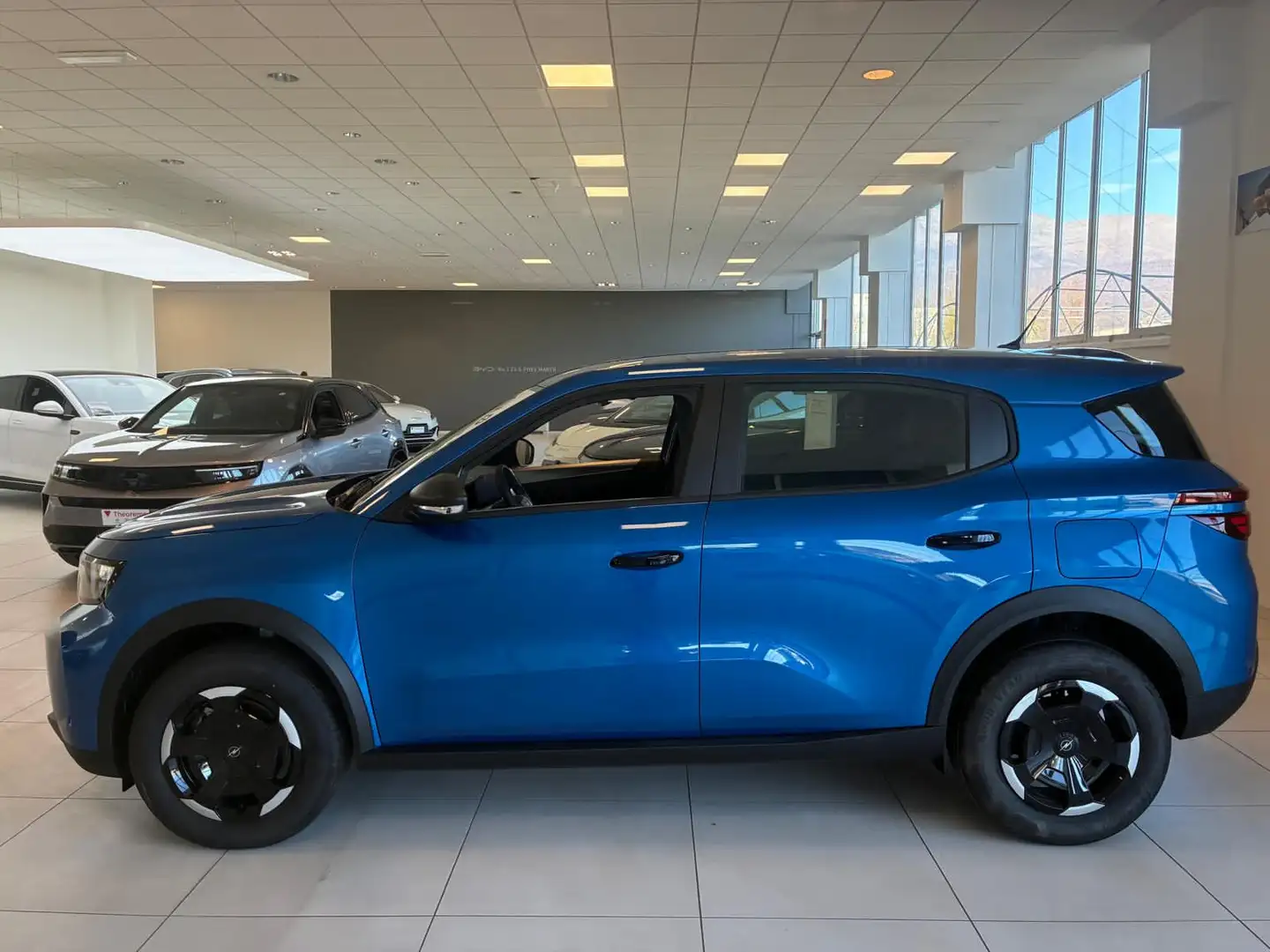 Opel Frontera 1.2 Hybrid Edition Marrone - 2