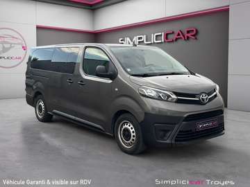 VERSO AUTOBUS/AUTOCAR COMBI LONG 115 D-4D DYNAMIC