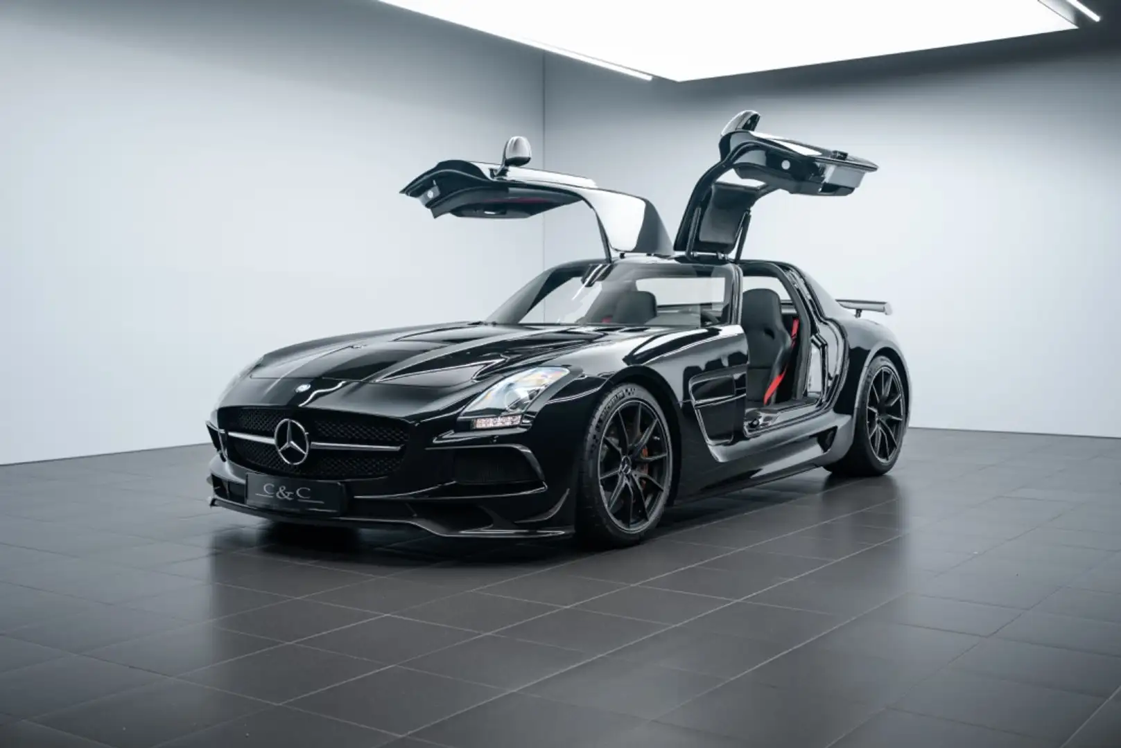 Mercedes-Benz SLS Black Series Coupé Schwarz - 2