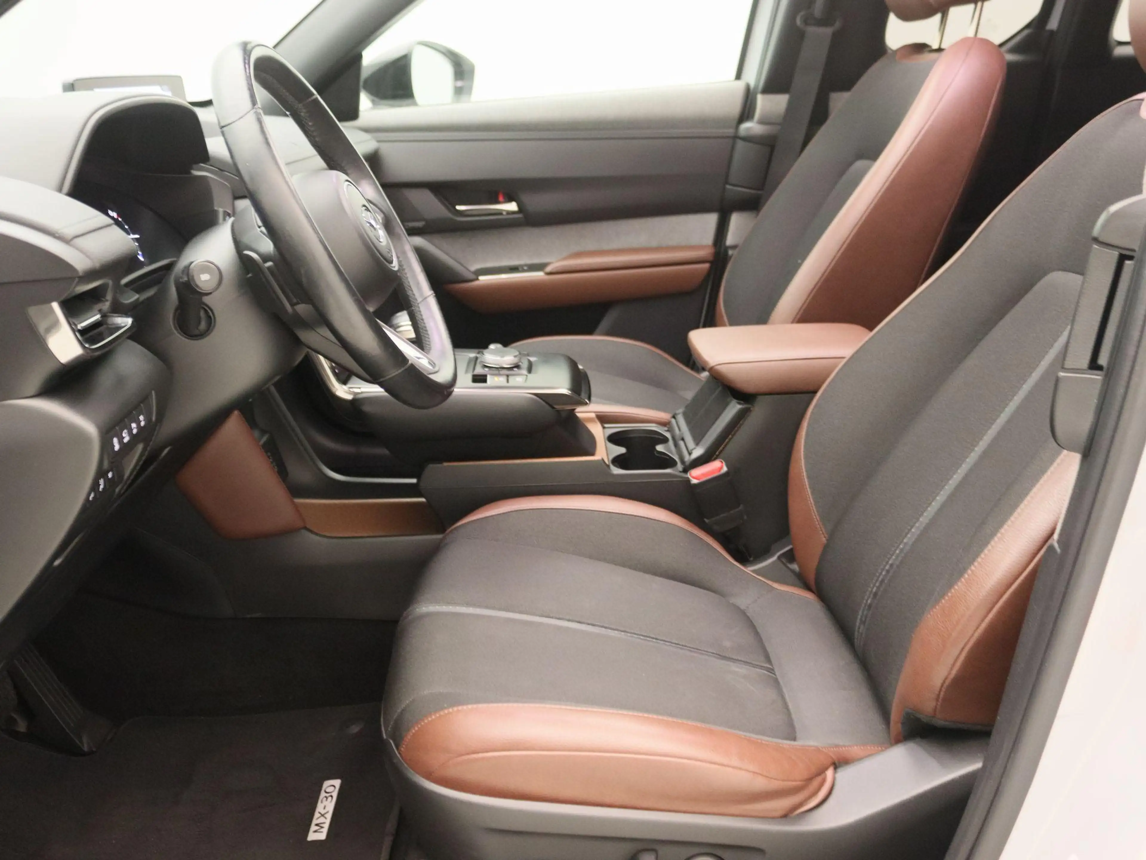 Mazda MX-30 e-SkyActiv 145 Luxury 36 kWh | Apple Carplay/Andro — photo 13