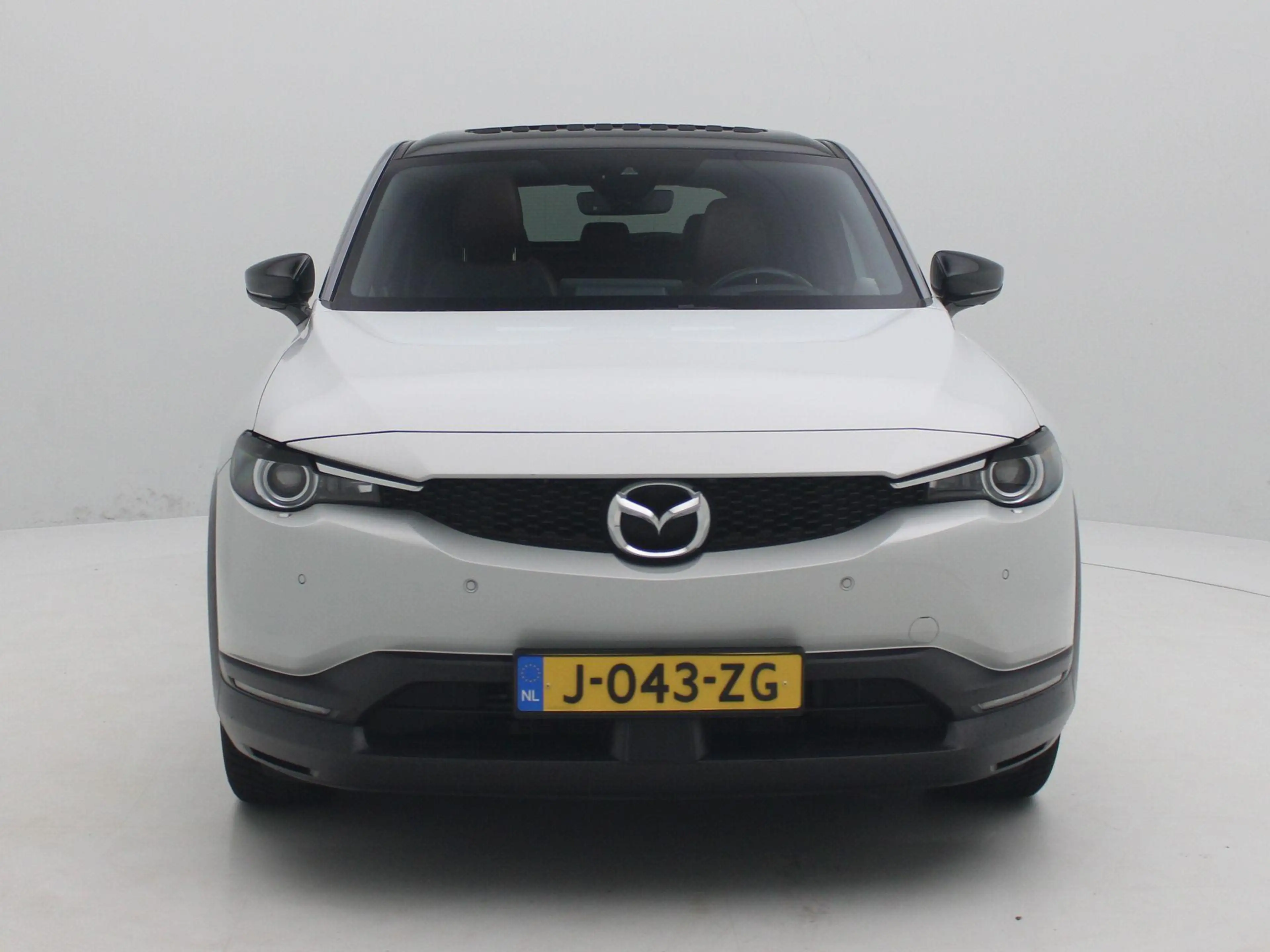 Mazda MX-30 e-SkyActiv 145 Luxury 36 kWh | Apple Carplay/Andro — photo 4