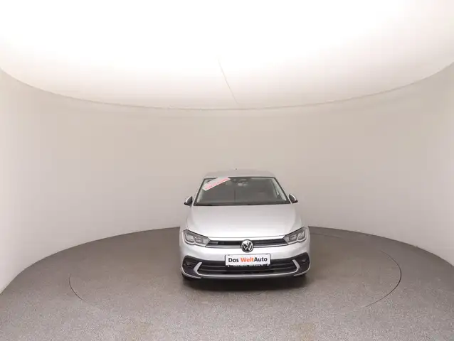 Volkswagen Polo view 3