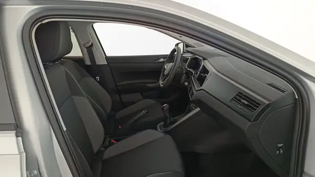 Volkswagen Polo view 10