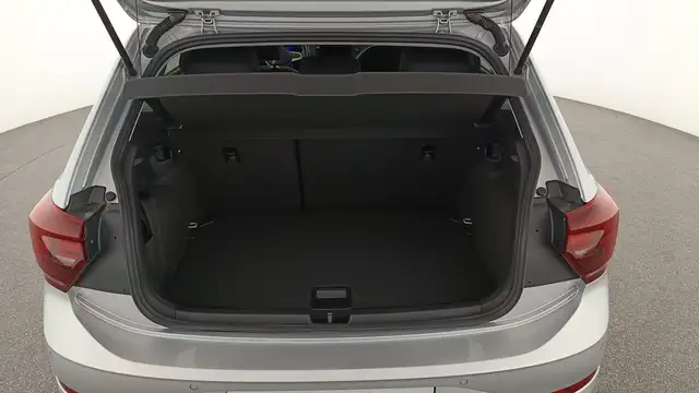 Volkswagen Polo view 7