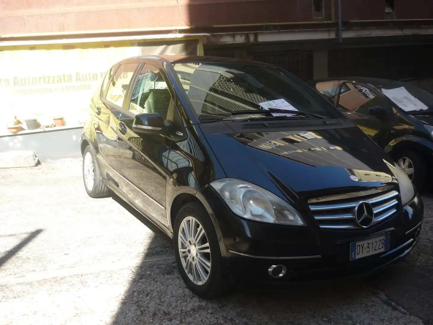 Mercedes-Benz A 180 Classe A - W/C 169 cdi Elegance FL Noir - 2