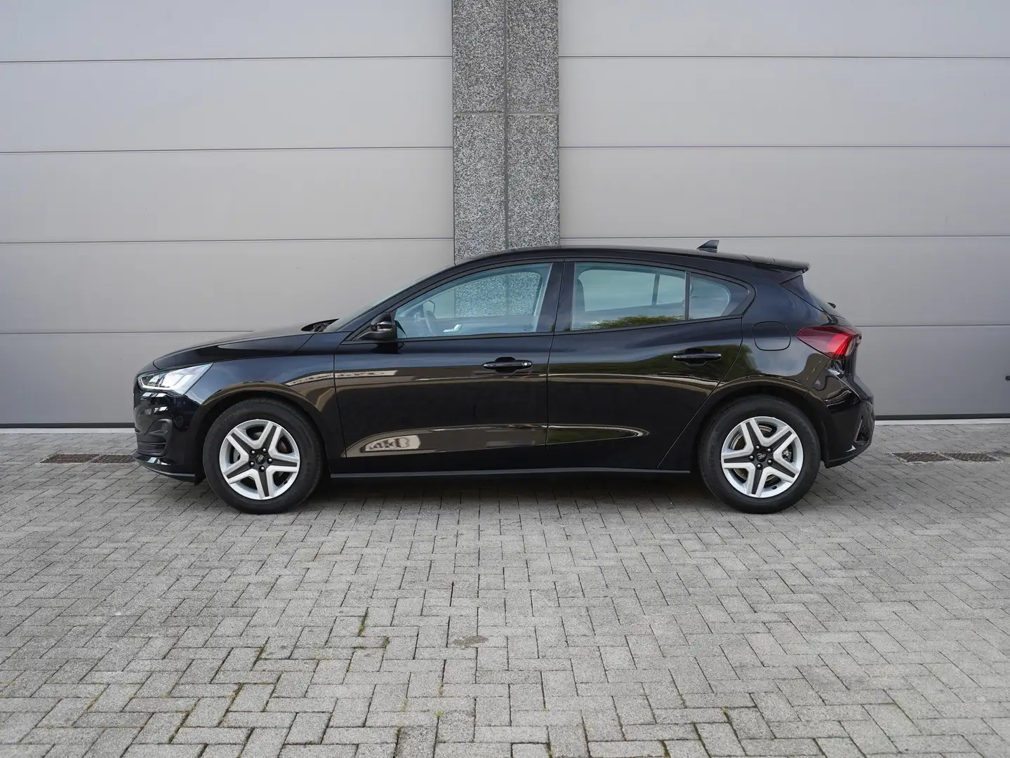 Ford Focus 1.0 Connected *CARPLAY / VERWARMD STUUR & ZETELS* Noir - 2