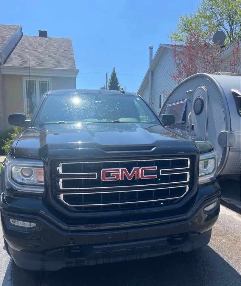 GMC Sierra 1500 fotografie GMC Sierra 1500