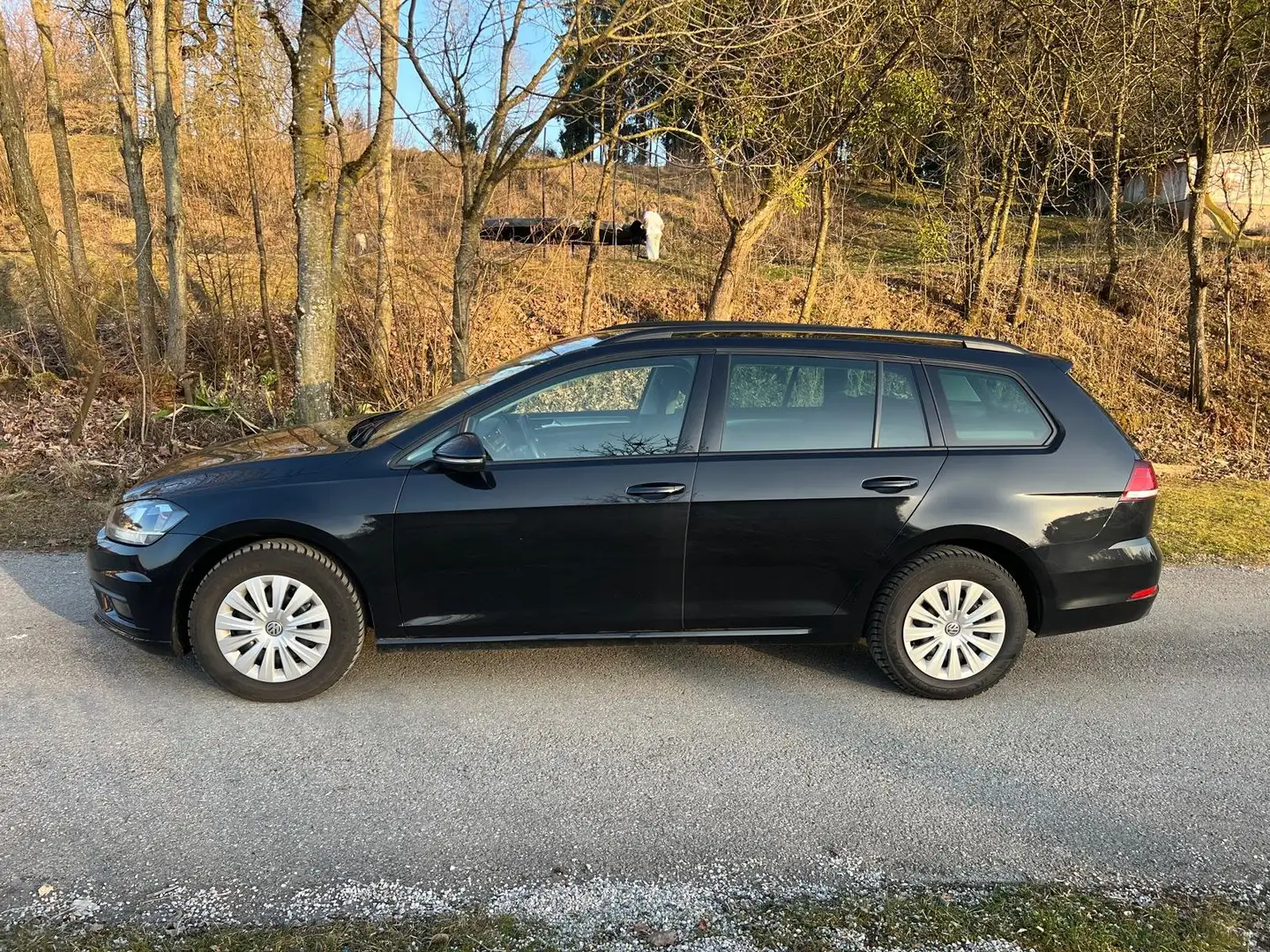 Volkswagen Golf Variant Trendline TDI *NAVI*Tempomat*App-Connect*1.Besitz* Schwarz - 2