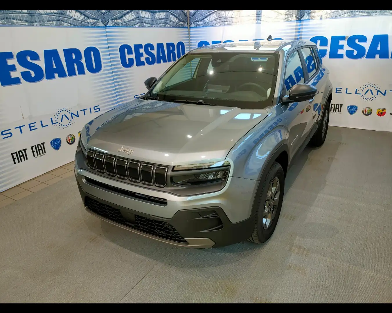 Jeep Avenger 1.2 Turbo Longitude Gri - 2