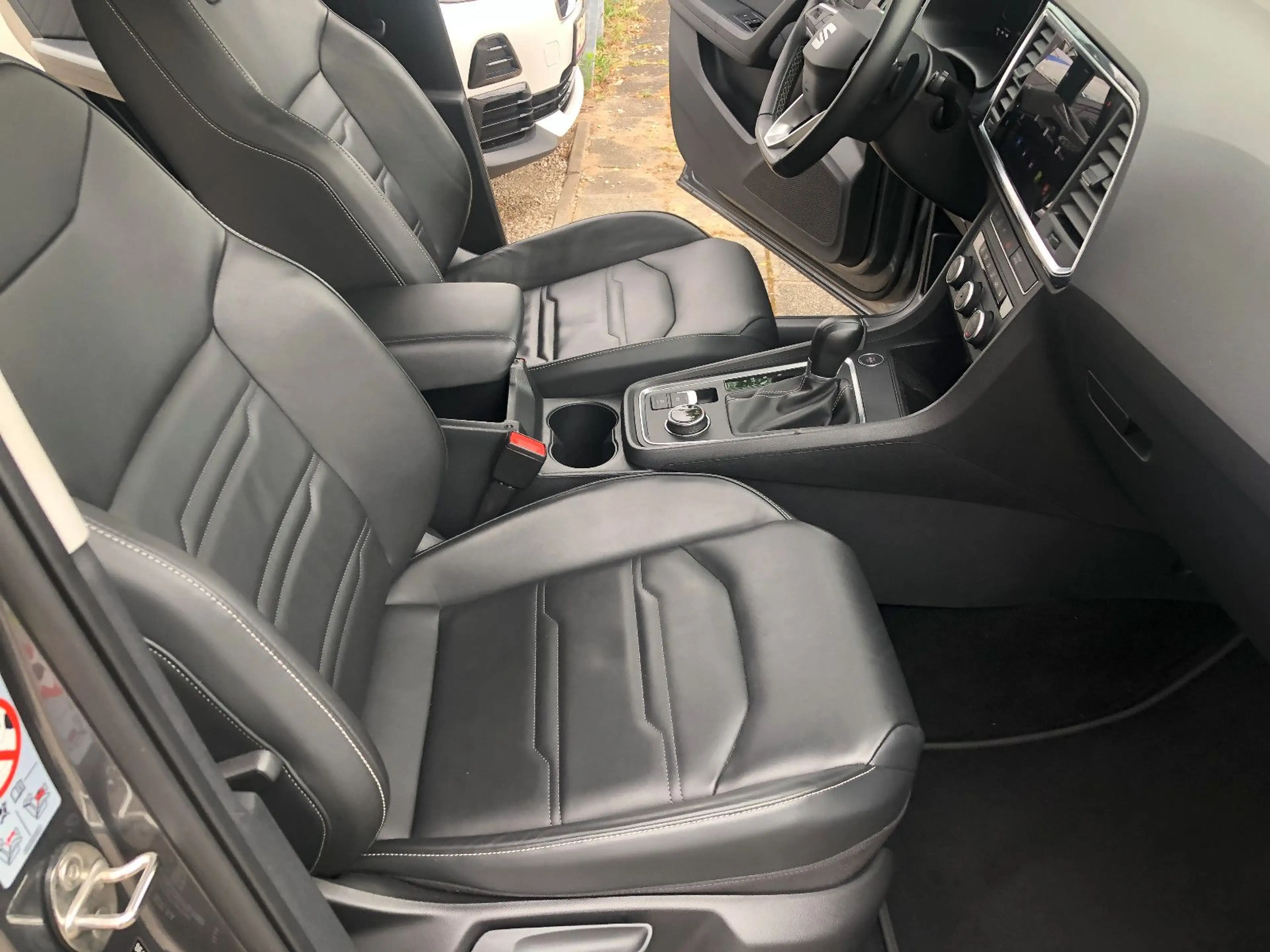SEAT Ateca Style Autom. LEDER,NAVI,KAMERA,PDC,ALU — photo 12