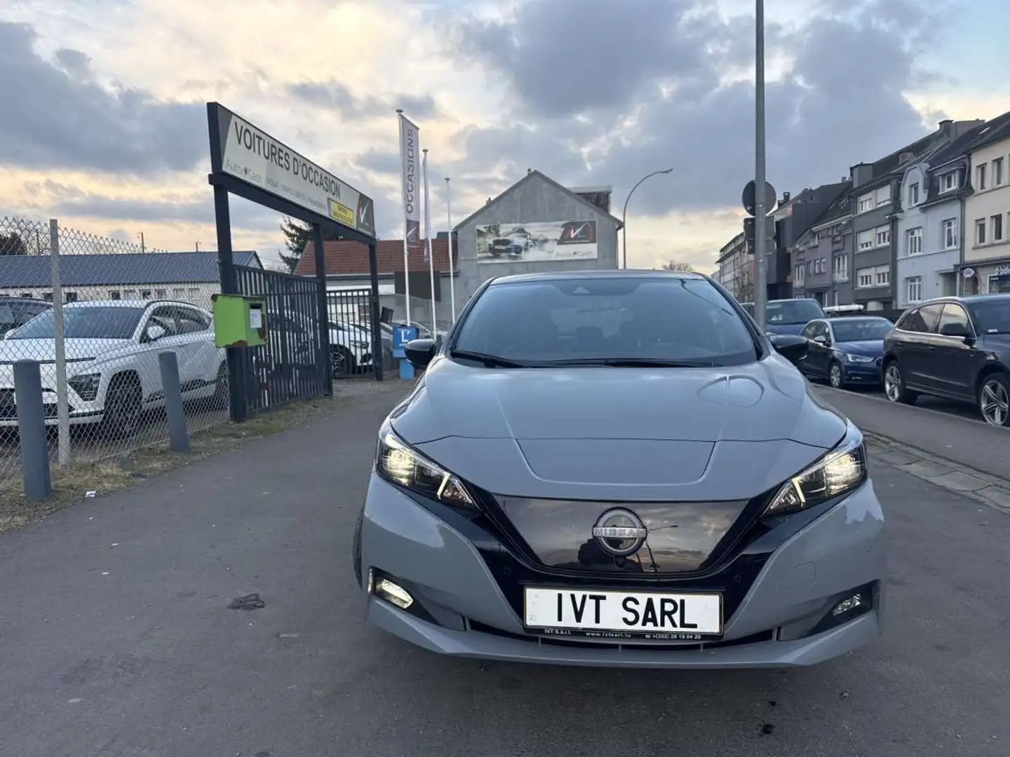 Nissan Leaf TEKNA 40KWH Grijs - 2