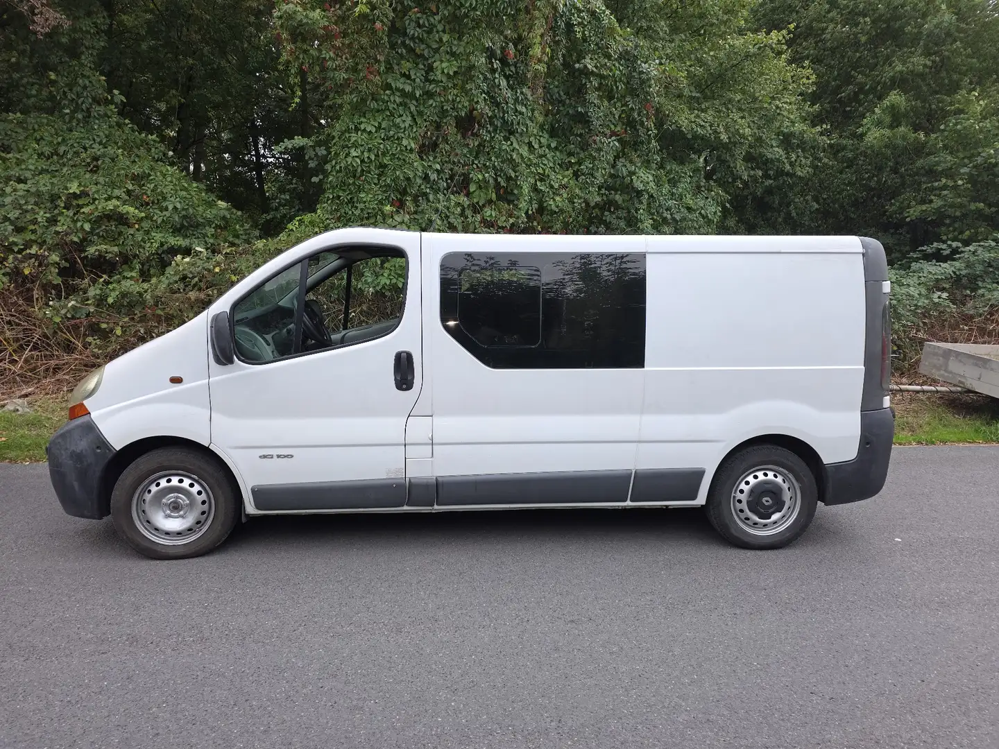 Renault Trafic 1.9 dCi L2H1 - 1