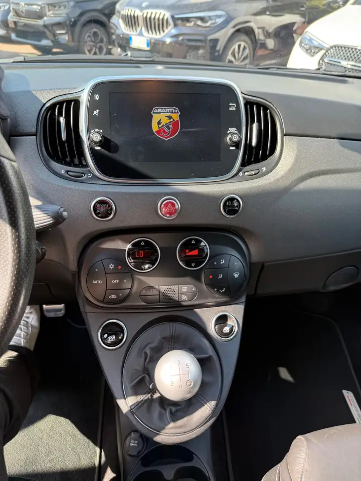 Abarth 595 2021 — фото 14