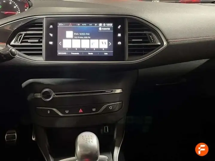 Peugeot 308 1.2 Pure Tech S&S GT Line 2017, foto 13