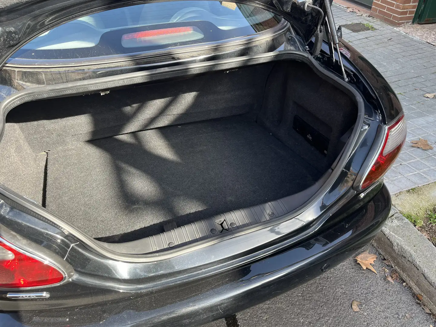 Jaguar XK8 Coupé 4.0 Aut. - 2