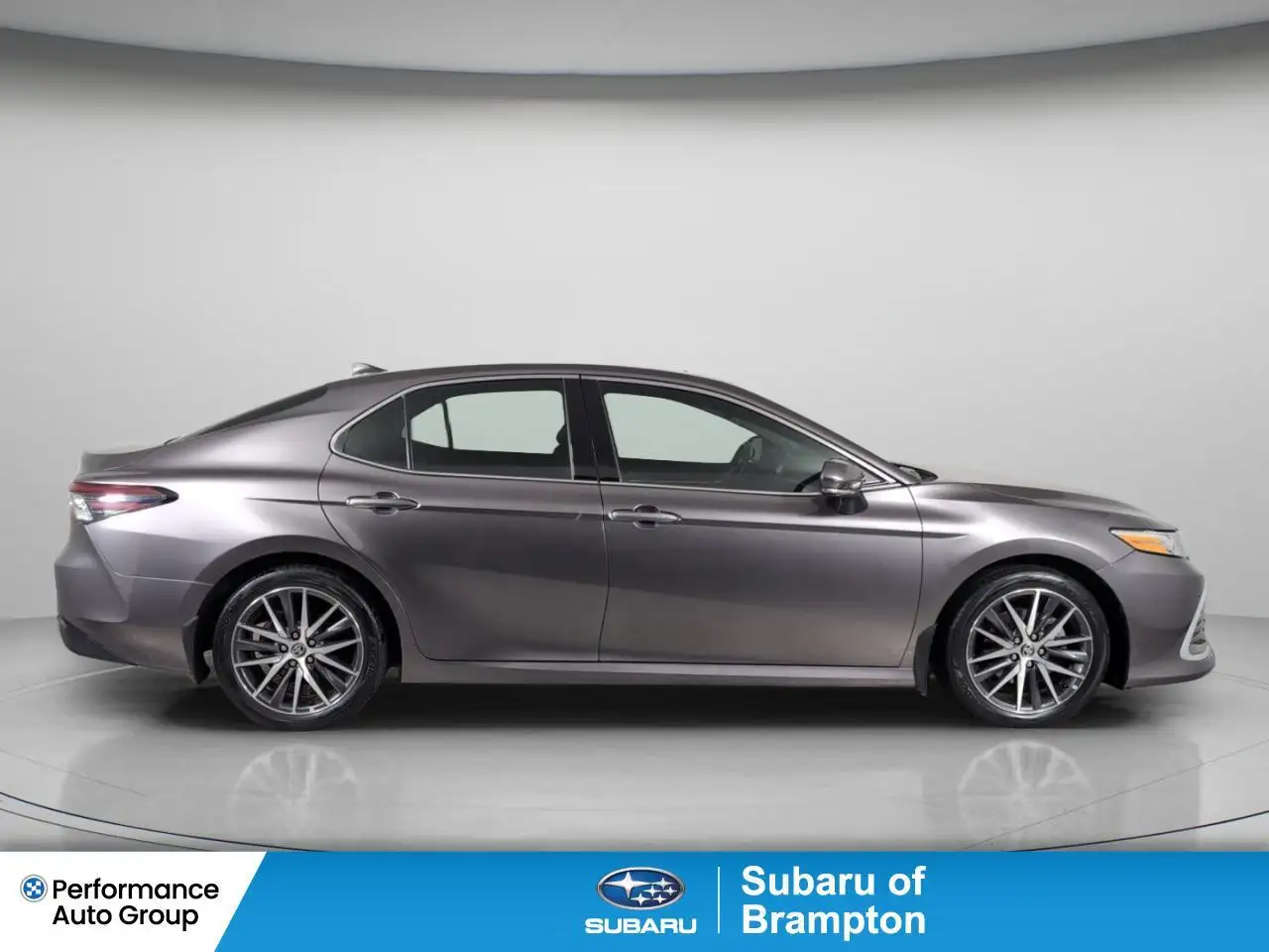 Toyota Camry снимка Toyota Camry
