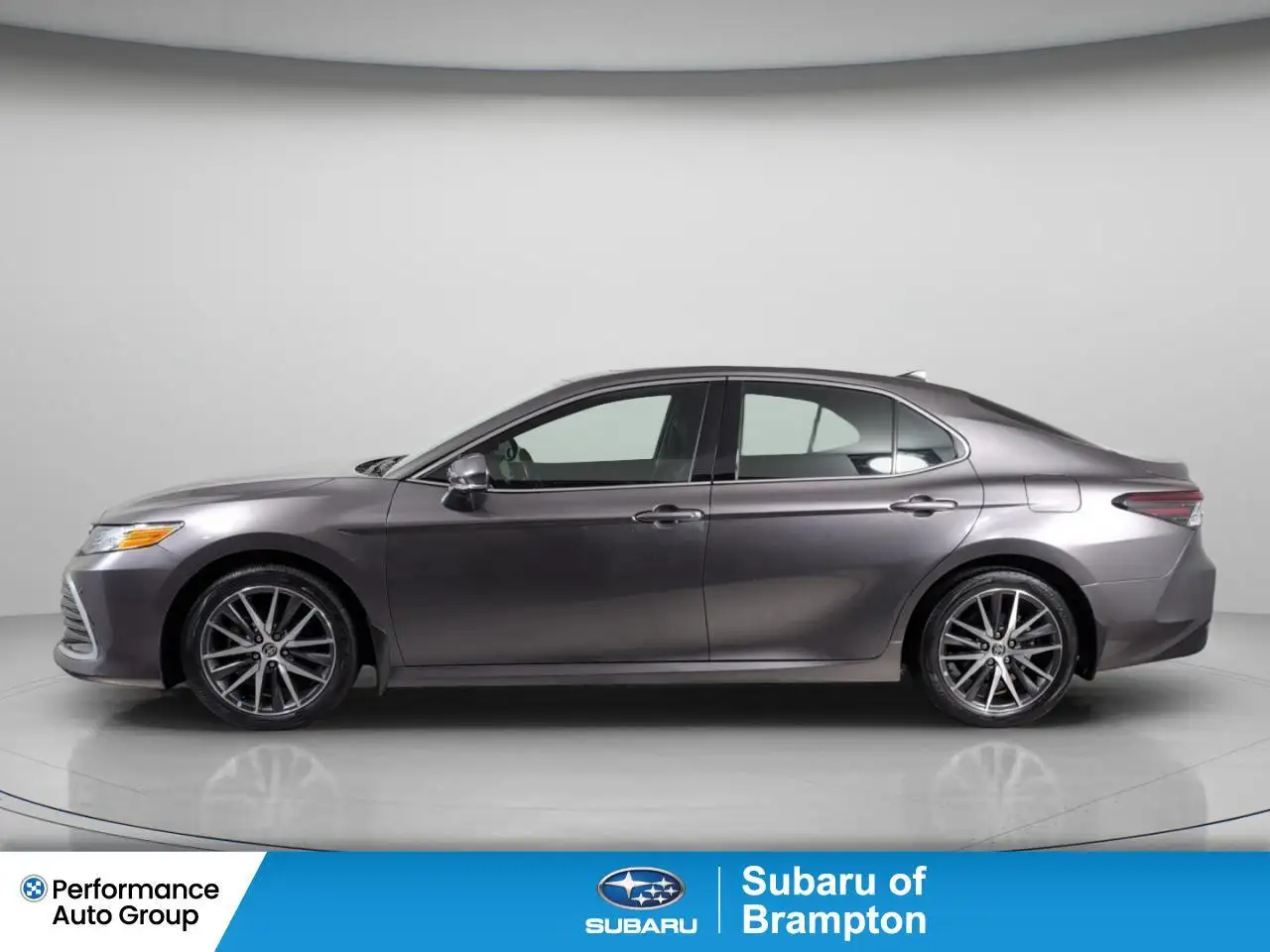 Toyota Camry снимка Toyota Camry