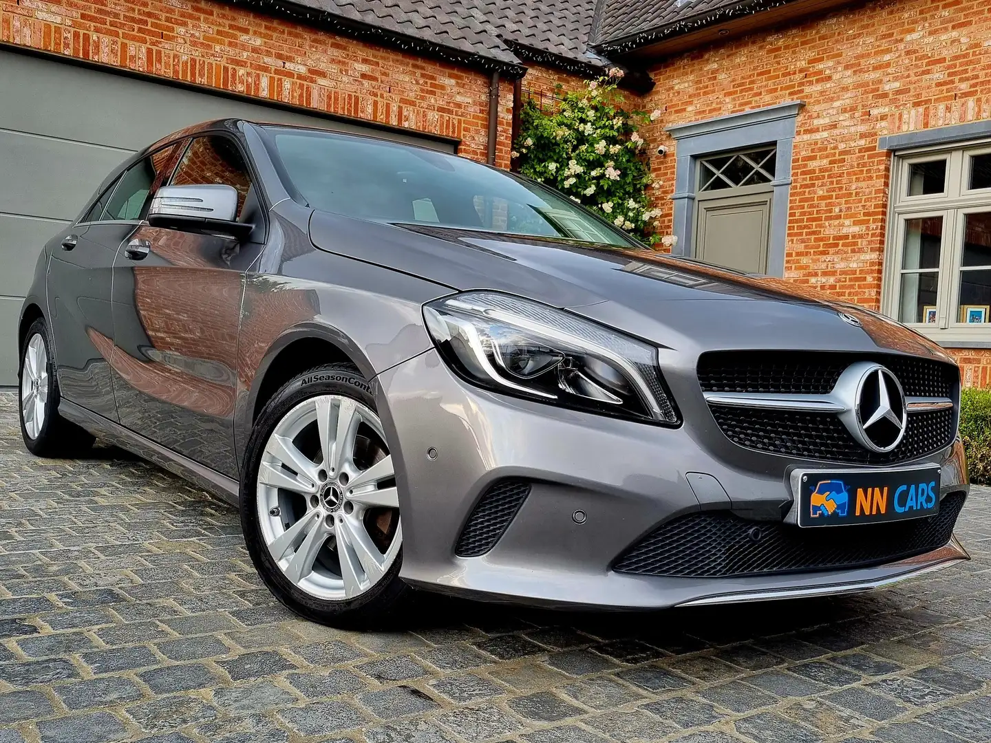 Mercedes-Benz A 180 A180 • Urban • Garantie Gris - 1
