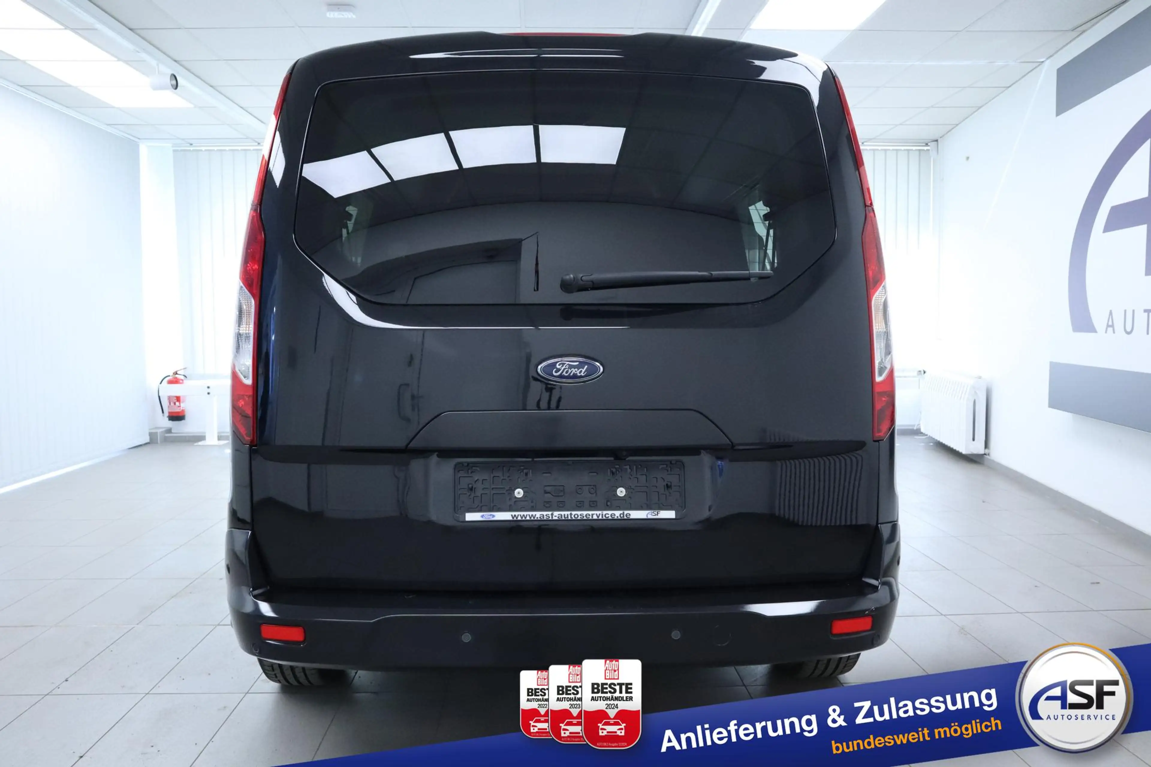 Ford Tourneo Connect Titanium L1 #ACC #Panorama #KeyFree #Park-Assis... — photo 8