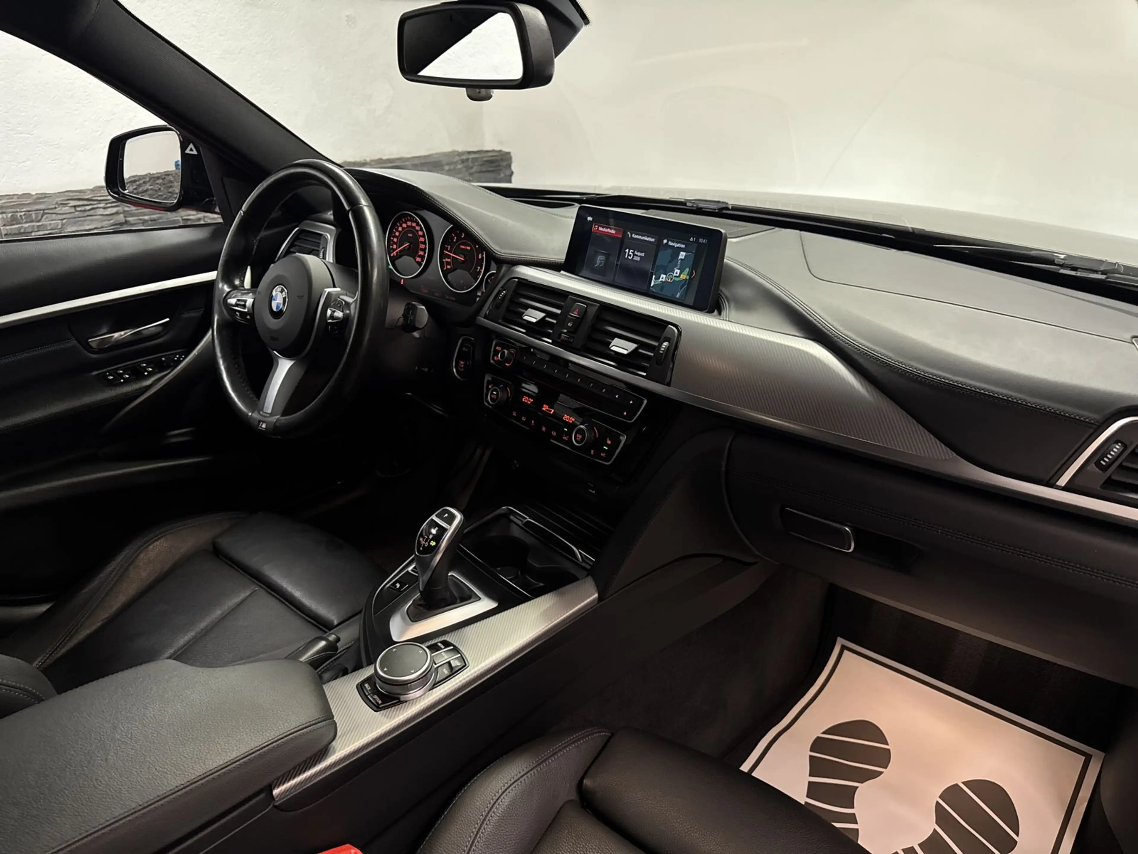 BMW 340 i xDrive M Sport*LEDER*HUD*AHK* — photo 8