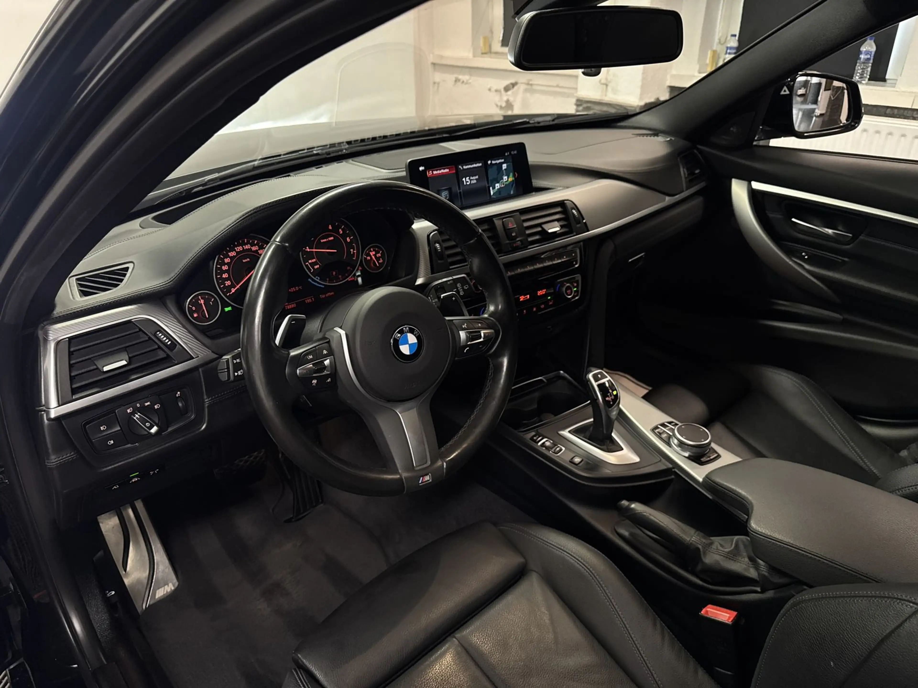 BMW 340 i xDrive M Sport*LEDER*HUD*AHK* — photo 7