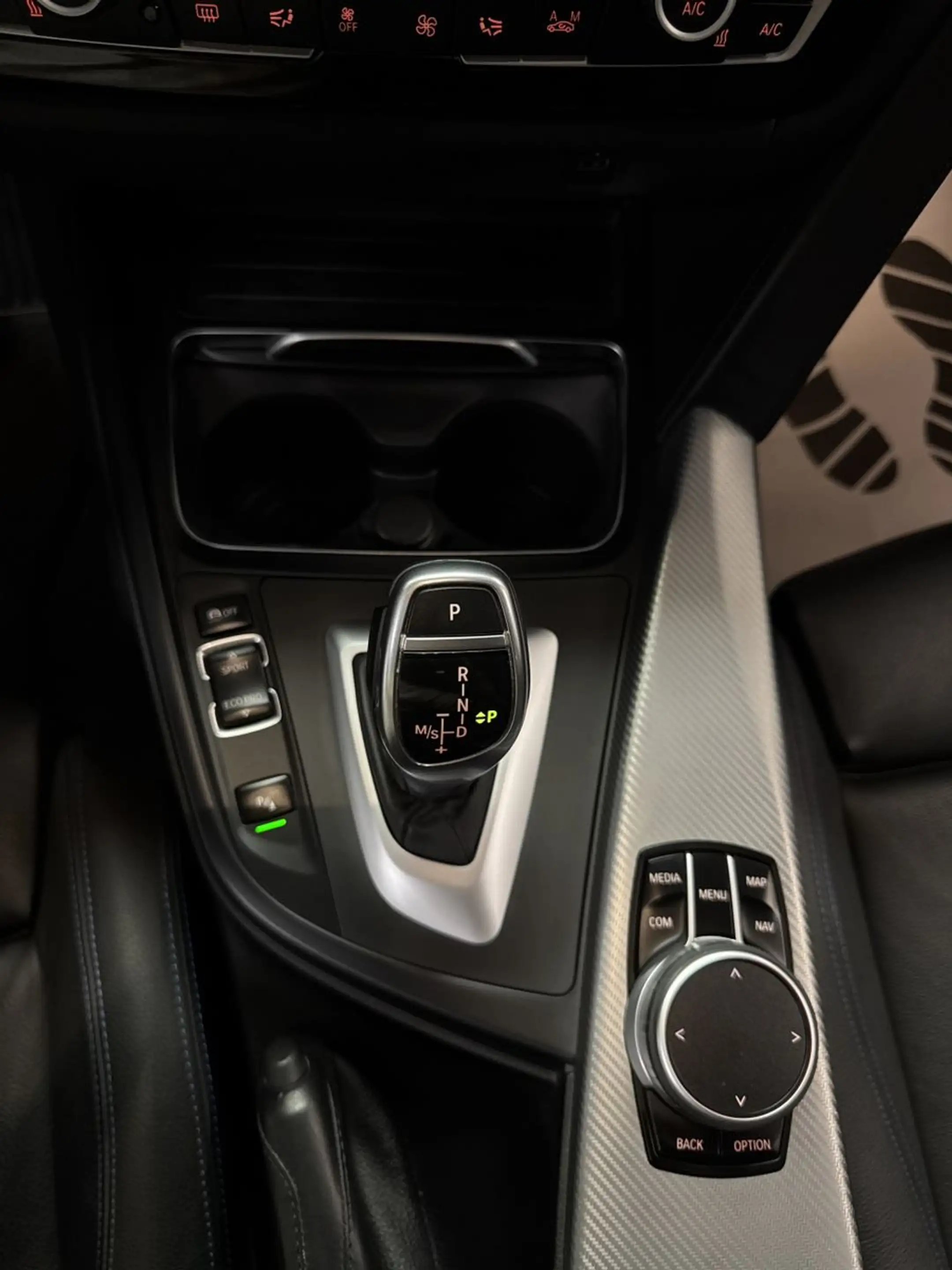 BMW 340 i xDrive M Sport*LEDER*HUD*AHK* — photo 15