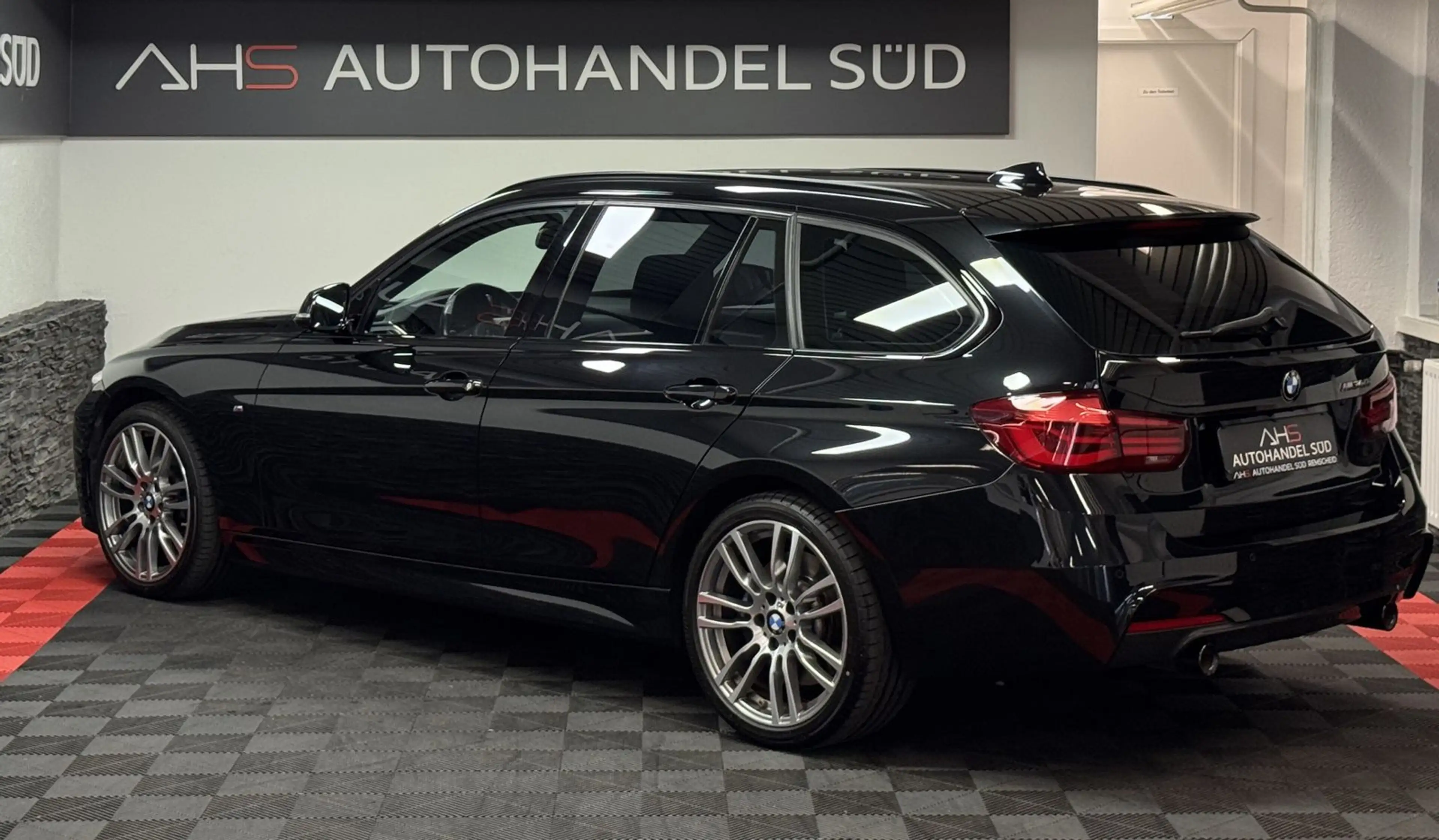 BMW 340 i xDrive M Sport*LEDER*HUD*AHK* — photo 5