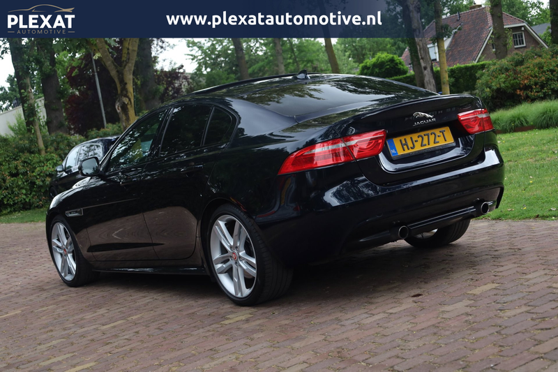 Jaguar XE 2.0 Portfolio Aut.| R-Sport | Panorama | Stoelverw — photo 12