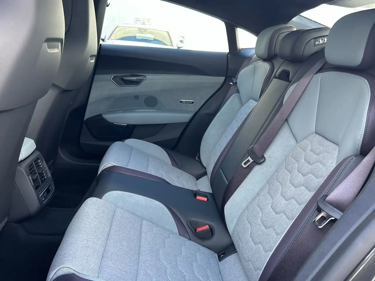 Audi S e-tron GT снимка Audi S e-tron GT