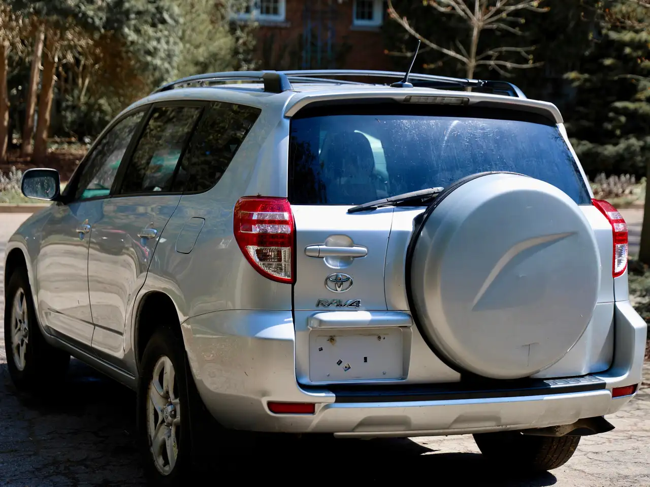 Toyota RAV 4 снимка Toyota RAV 4