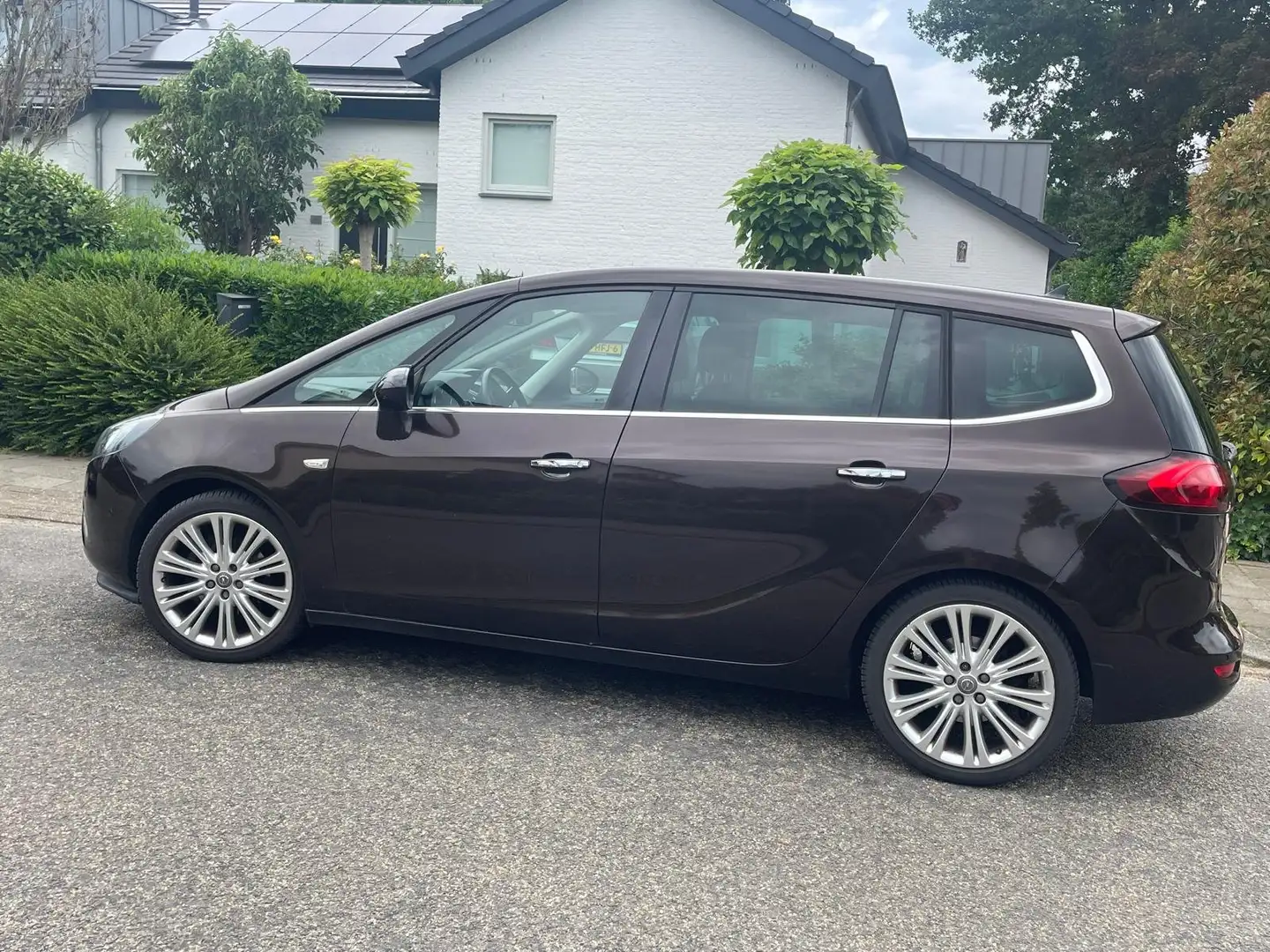 Opel Zafira Tourer Zafira Tourer 1.4 Cosmo 7p. Bruin - 1