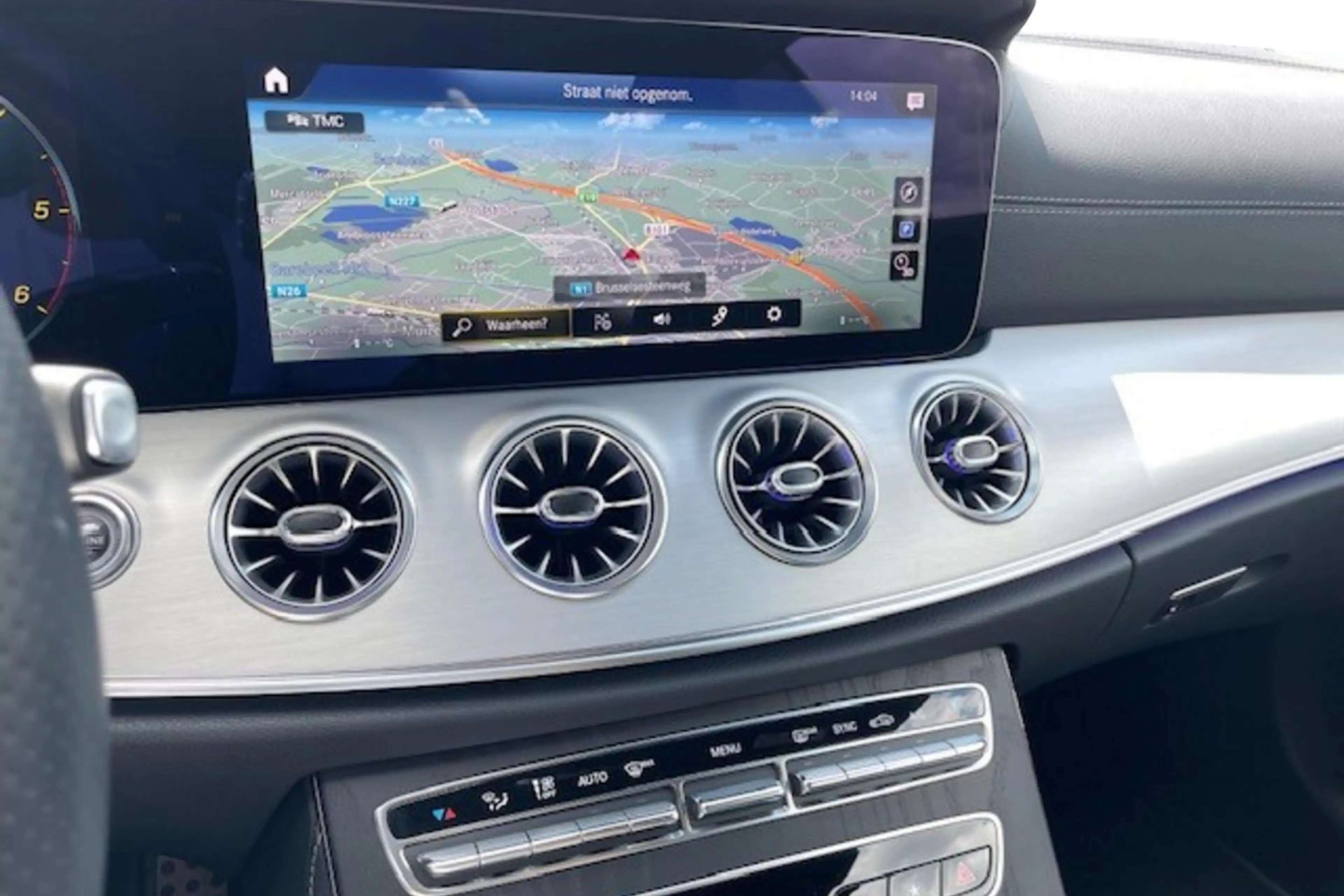 Mercedes-Benz E 220 Coupé E220 d AMG-Line EURO 6 — photo 11