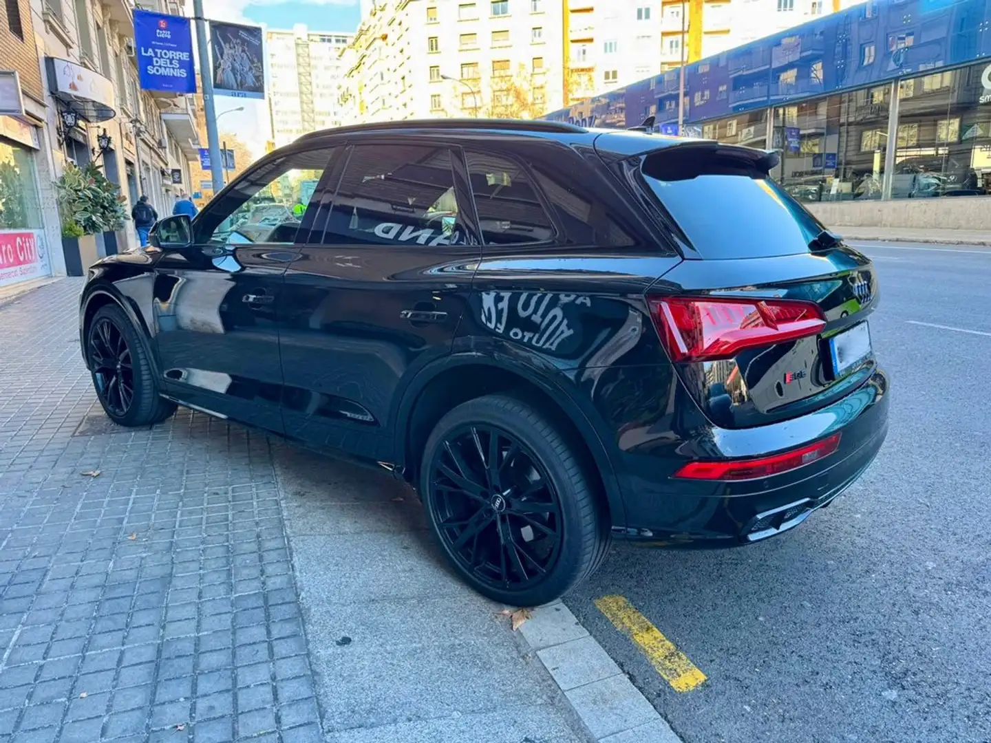 Audi Q5 BLACK LINE Negro - 1