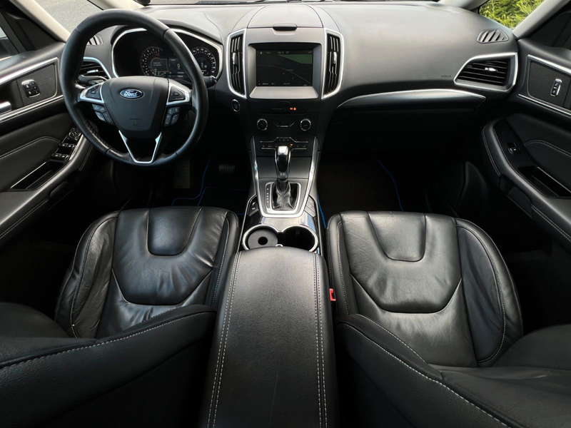 Ford S-Max TDCi Titanium 7-SITZER ACC LEDER-PREMIUM — photo 13