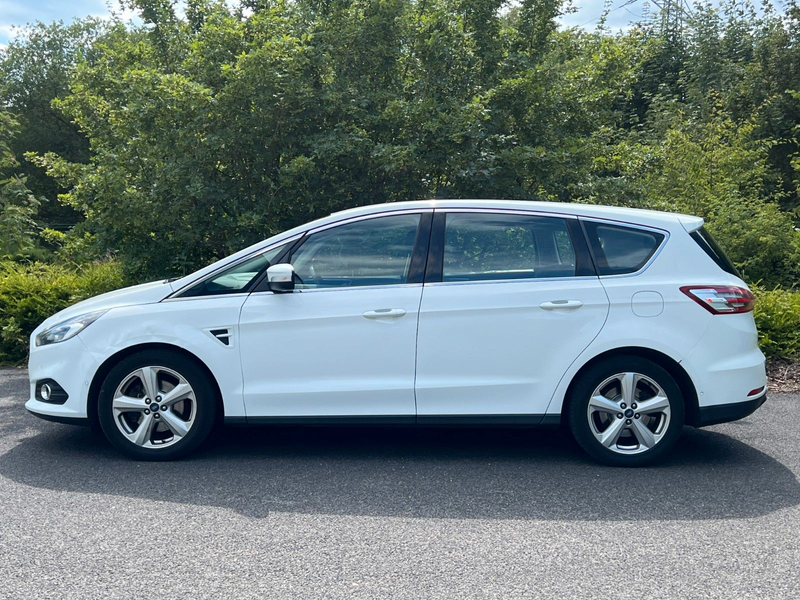 Ford S-Max TDCi Titanium 7-SITZER ACC LEDER-PREMIUM — photo 8