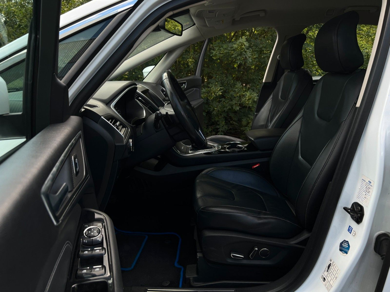 Ford S-Max TDCi Titanium 7-SITZER ACC LEDER-PREMIUM — photo 15