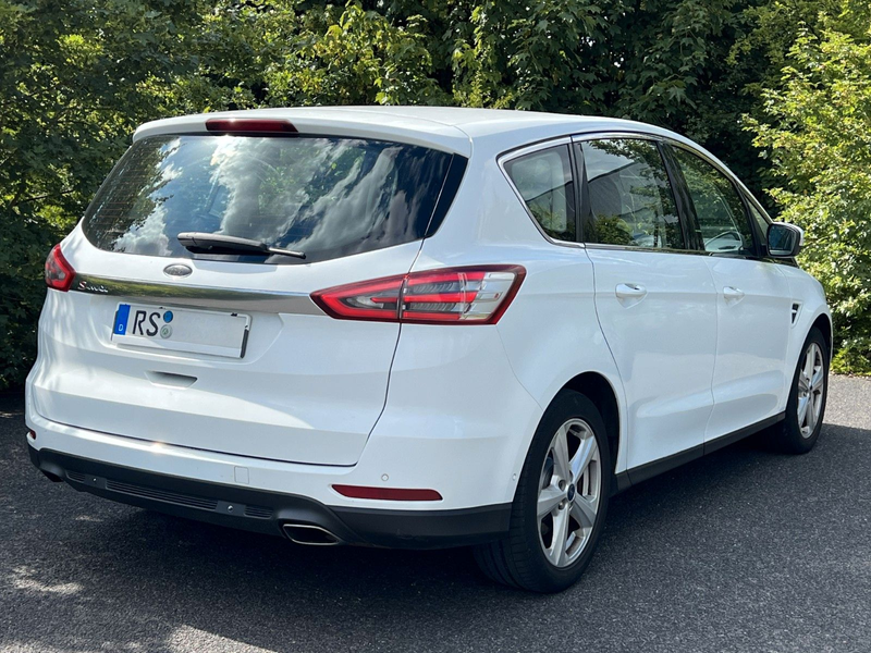 Ford S-Max TDCi Titanium 7-SITZER ACC LEDER-PREMIUM — photo 7