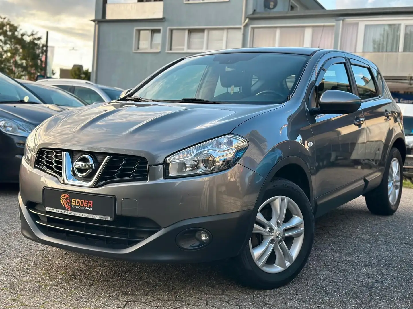Nissan Qashqai Acenta*GEPFLEGT*EU5*155TKM*3.HAND* Grau - 1