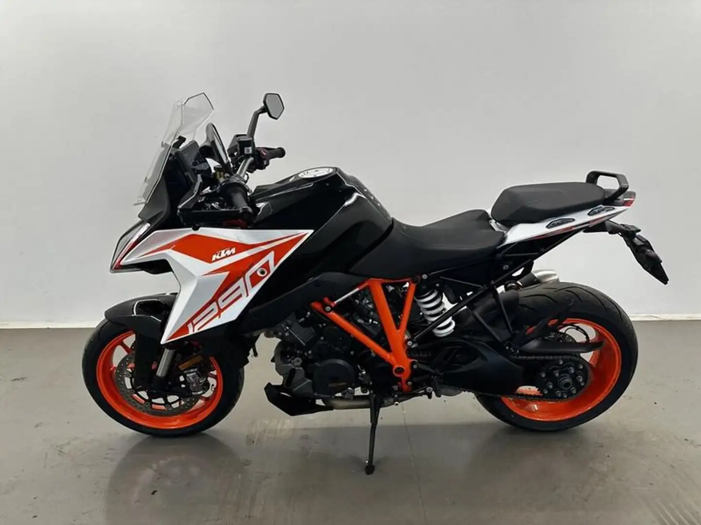 KTM 1290 Super Duke R R my20 - 1