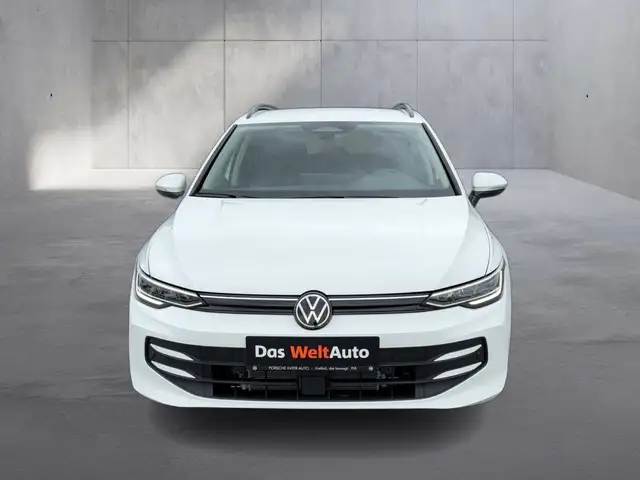 Volkswagen Golf view 8