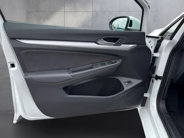 Volkswagen Golf view 15